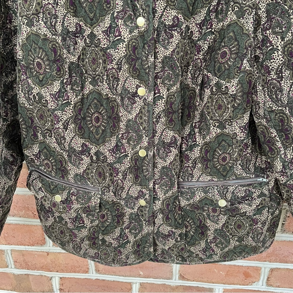 Patterned quilted jacket. 1X - Picture 3 of 11